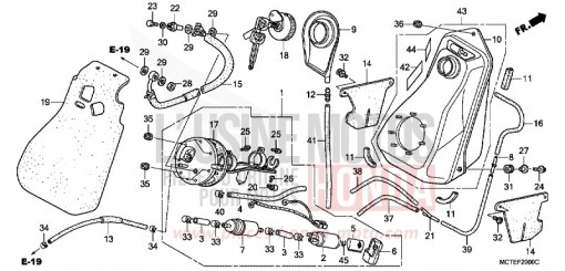 FUEL TANK FJS600A6 de 2006